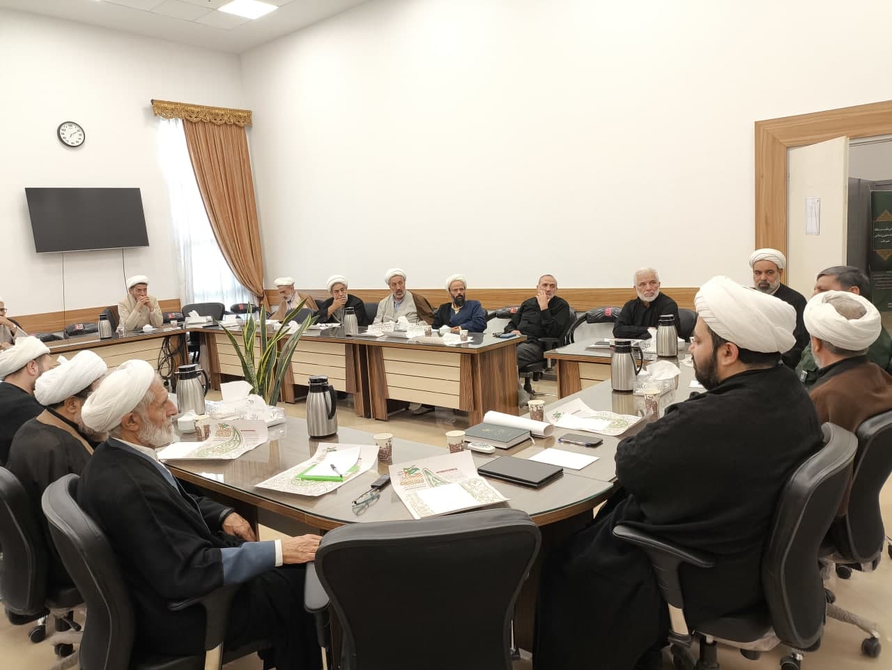 جلسه (6) شورای راهبردی نقش روحانیت در دفاع مقدس