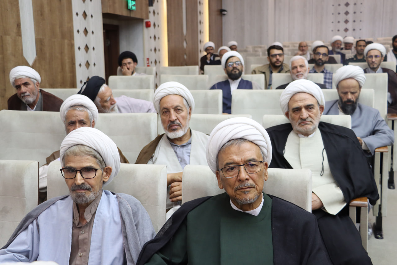 اختتامیه استانی سومین دوره جشنواره پرچمداران انقلاب اسلامی ، دفاع مقدس و مقاومت (سخنرانی حضرت آیت الله علم الهدی)