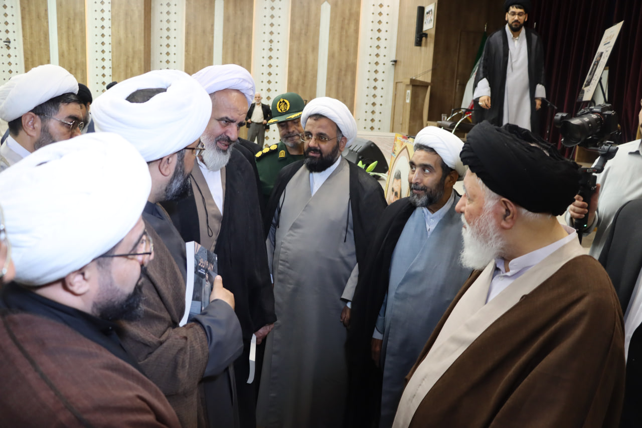 اختتامیه استانی سومین دوره جشنواره پرچمداران انقلاب اسلامی ، دفاع مقدس و مقاومت (سخنرانی حضرت آیت الله علم الهدی)